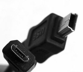 充电器 现代生活的能量锚点