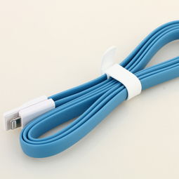 crab趣玩iPhone 5加长彩色面条Lightning数据线 圣诞节蓝色充电器评测